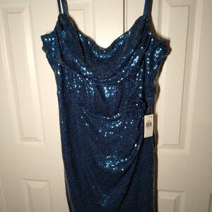 NWT B. Darling Dress ONLY $79! RETAIL $169! with shimmering paillettes  Size 23W